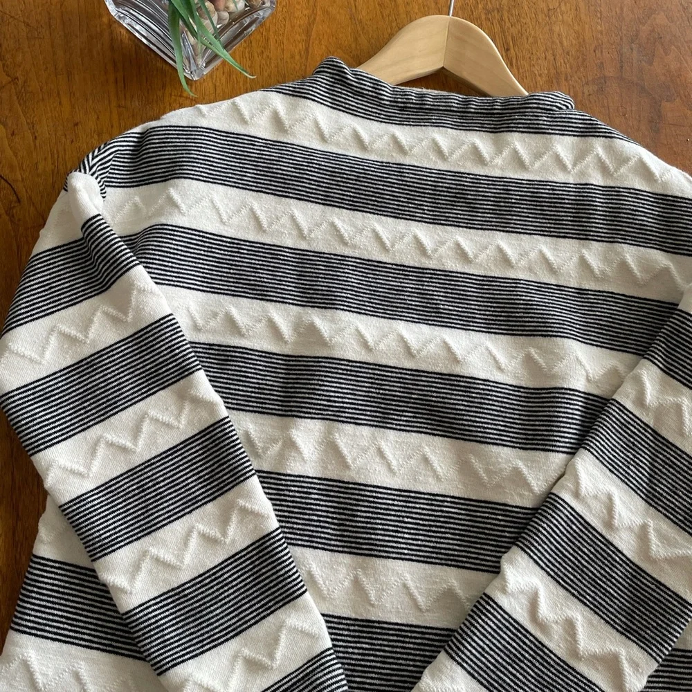 Eri + Ali Sabori Sweater - Picture 8 of 10
